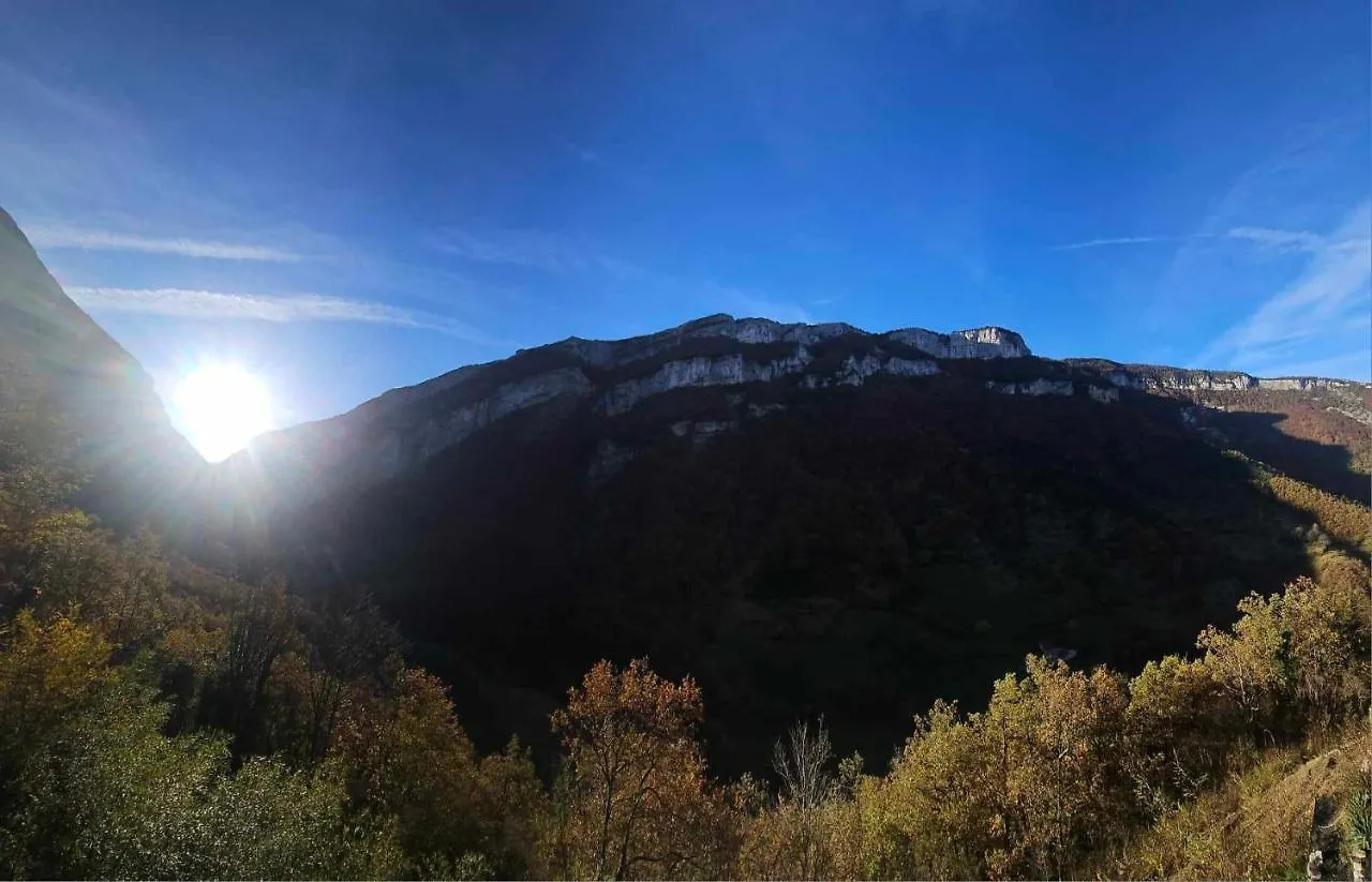 アパート Gite Le Belvedere Au Refuge Du Phoenix, Echevis フランス