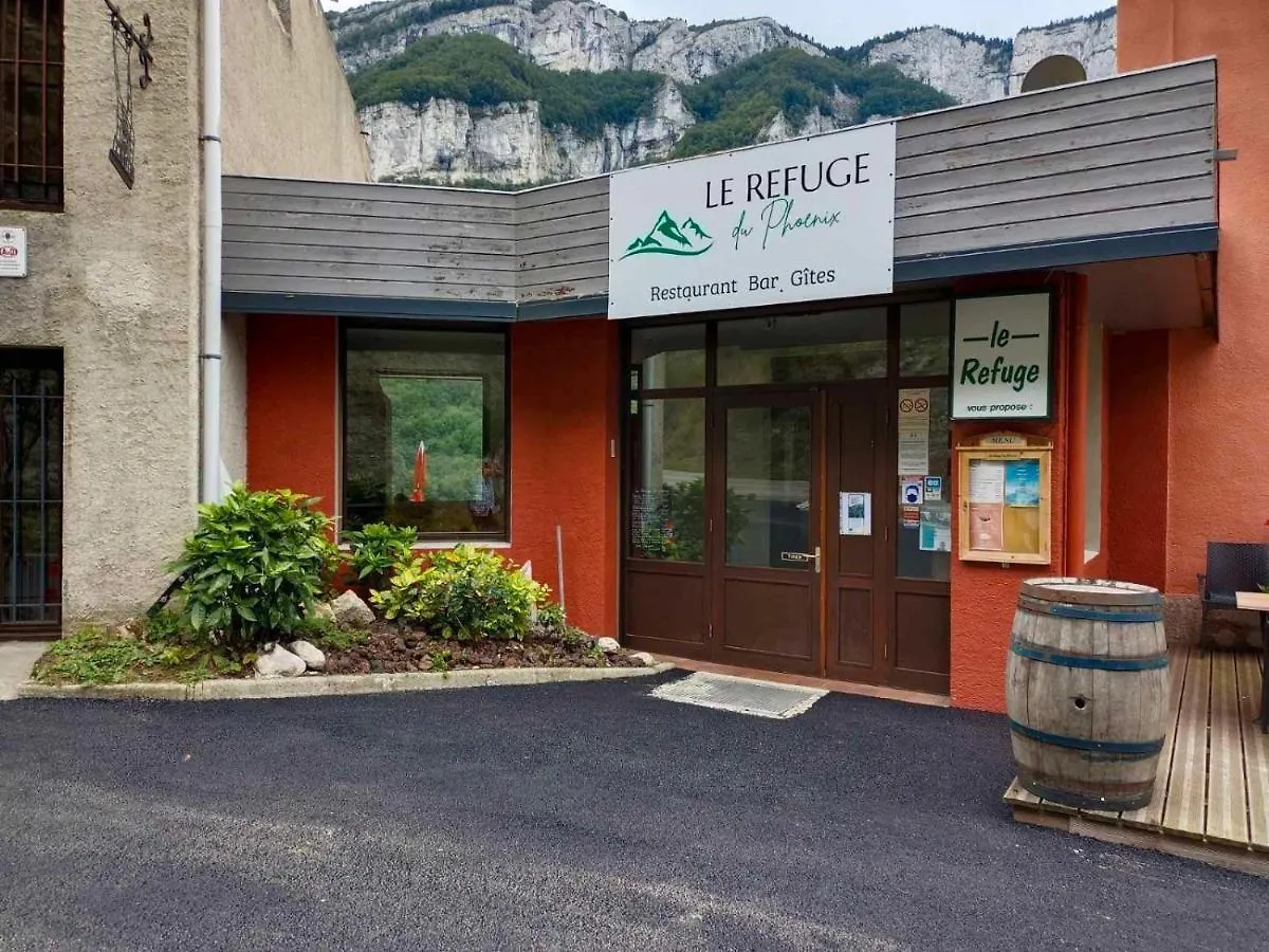 Gite Le Belvedere Au Refuge Du Phoenix, Echevis